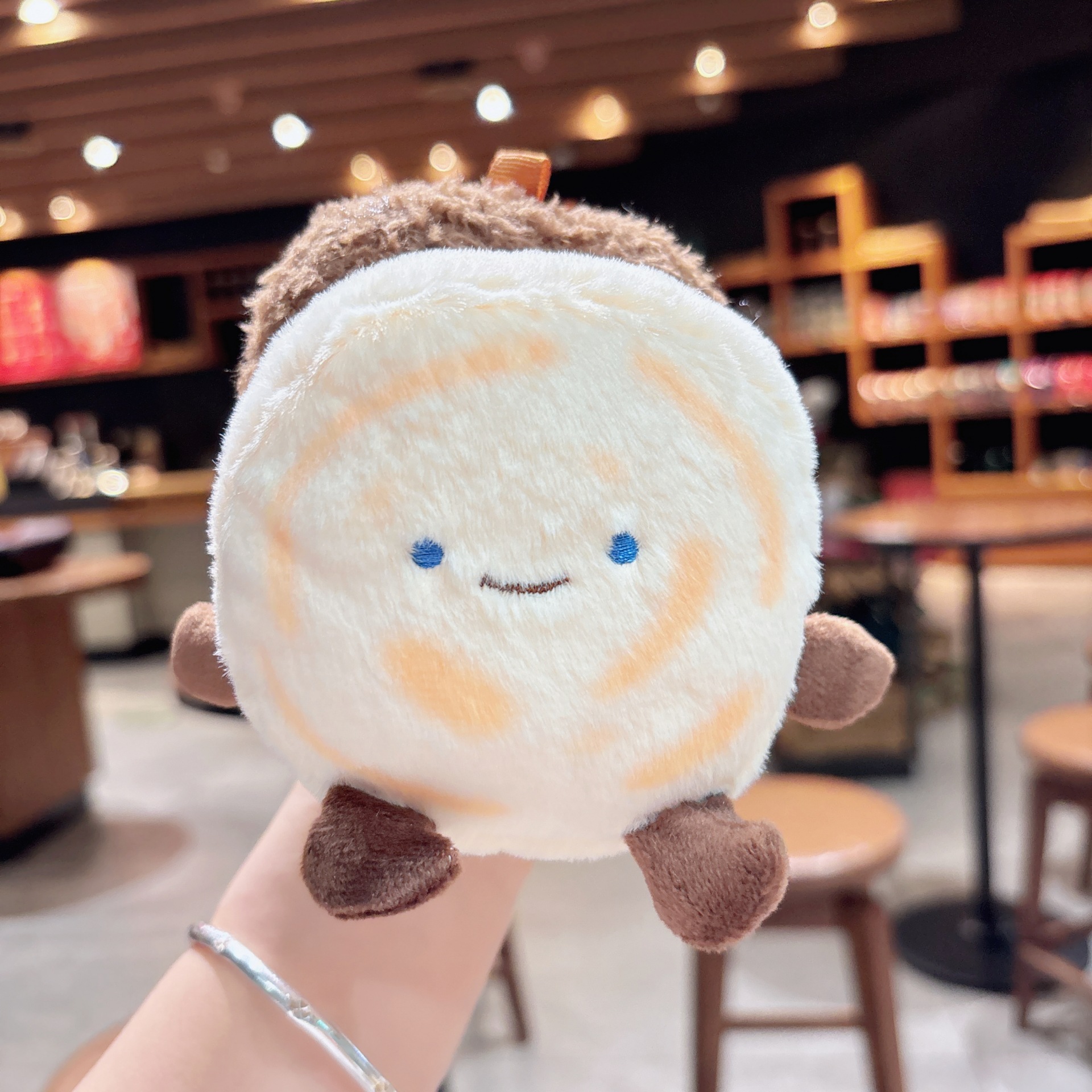 创意水果美食毛绒钥匙扣肉夹馍卡通儿童书包钥匙链可爱少女包挂饰详情20