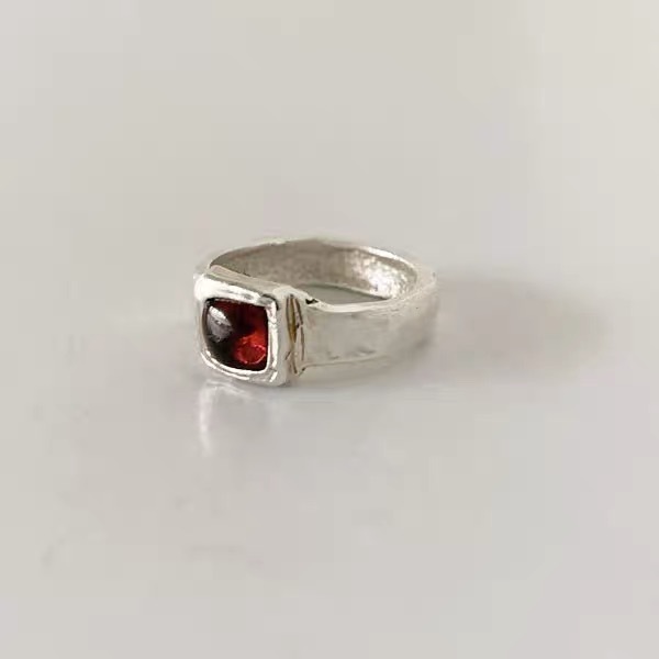 韩系小众设计mars25自制复古手工捶打纹红宝石戒指叠戴高级感指环详情9