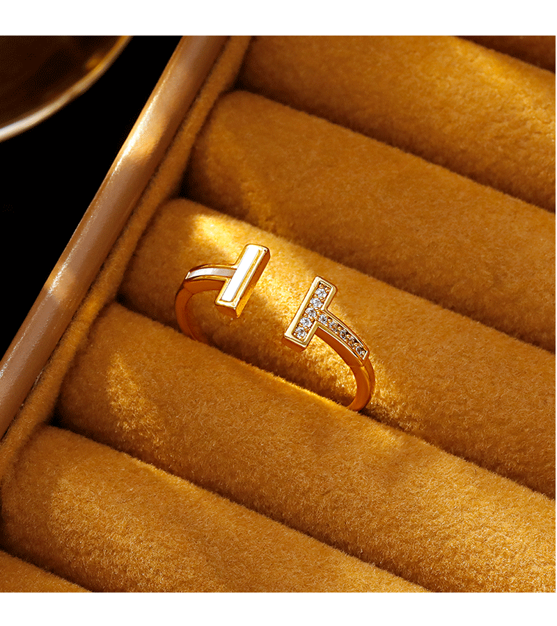 Hyacinth diseño único ligero apertura de lujo baga blanca diamante anillo de anillos aleación de cobre chapado en oro 18K shake bang modelo influencers pareja borracho pic 5