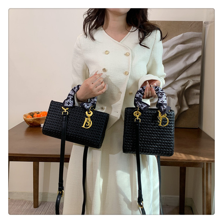 蓓蓓尚品2025高级感D家丝巾编织戴妃包手提单肩斜跨潮流女包bags详情38