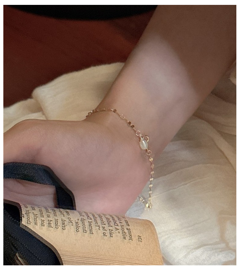 S925 sterling silver Korean version, a niche design sense, glittering pearl bracelet, a simple and retro Korean style jewelry accessory pic 7