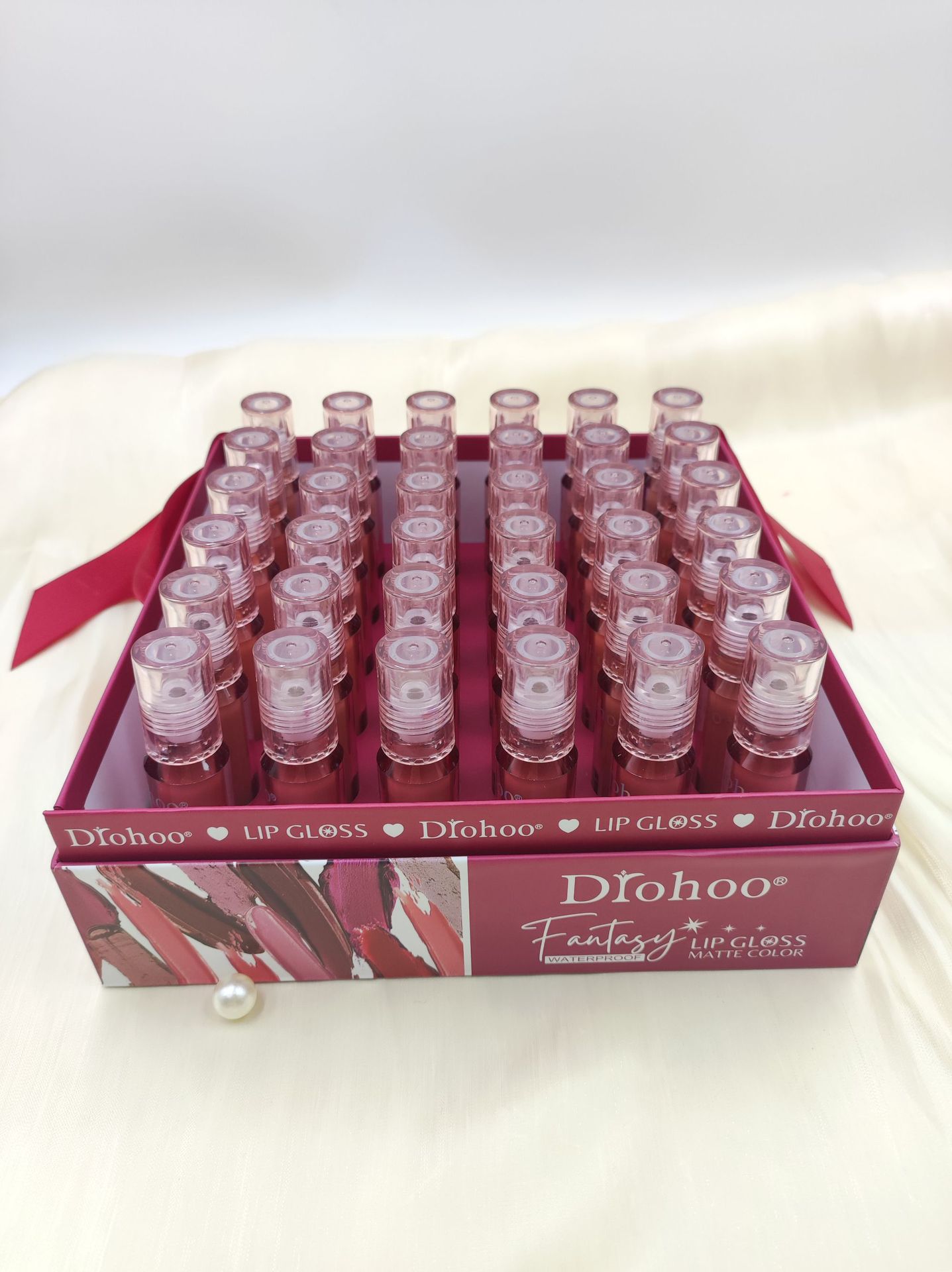 DROHOO外贸彩妆哑光丝带礼盒不沾杯唇彩跨境货源头工厂定制代加工详情5