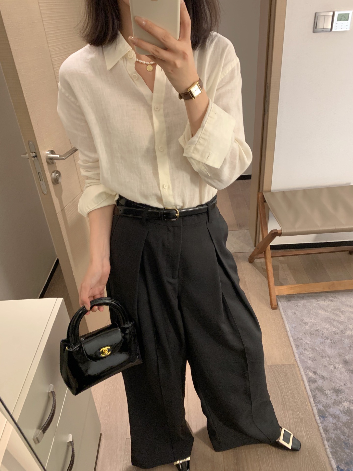 020810 春季新款女士刺绣亚麻平纹纯色简约宽松通勤舒适衬衣衬衫详情13