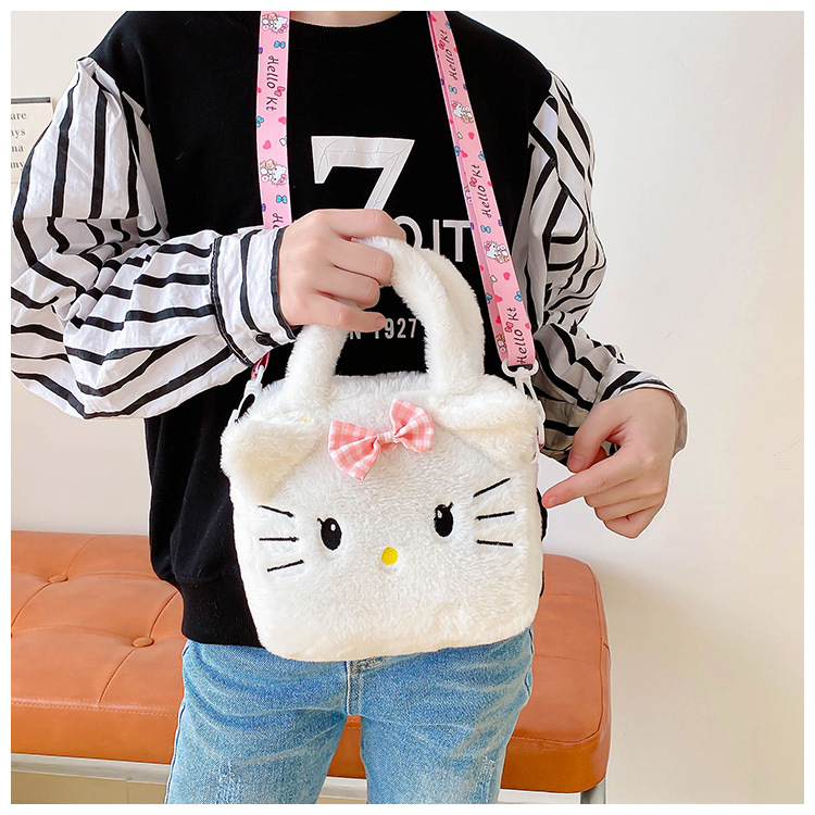 卡通三丽鸥库洛米毛绒包手提化妆公仔包儿童抓机娃娃斜跨零钱小包详情13