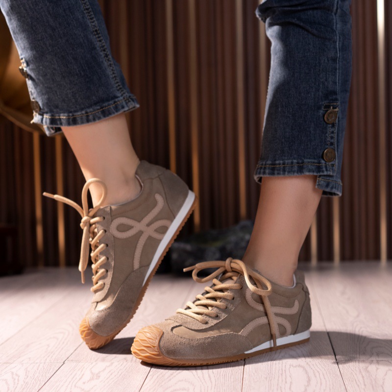 旅途牛皮女鞋复古真皮休闲鞋女春夏新款百搭大头阿甘德训鞋女详情1