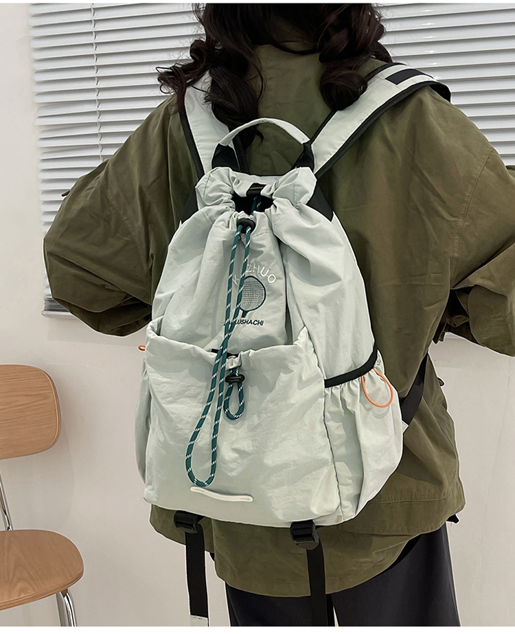 Wholesale and customization of large-capacity, simple and versatile backpacks for women, fashionable and lightweight travel bags for sports women pic 11