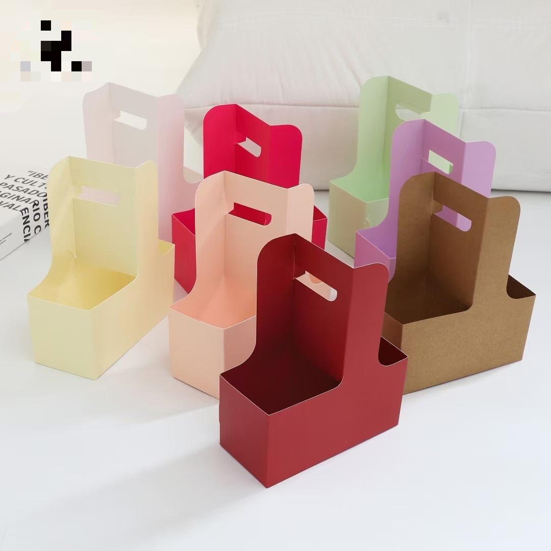 Coffee hand-held flower box, kraft paper cup holder, flower arrangement gift box, fresh flower bouquet packaging, and takeaway decorative items pic 4