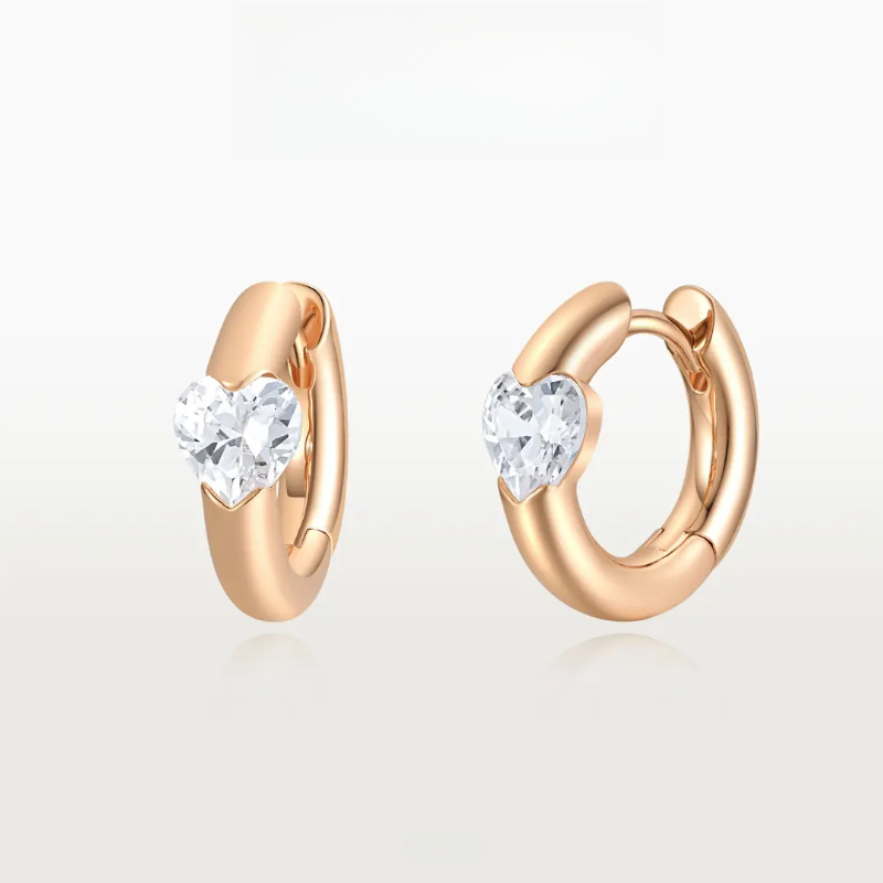 Vintage light luxury retro high-end photosensitive heart-shaped diamond ear buckles, fashionable, elegant, exquisite and versatile vintage earrings pic 5