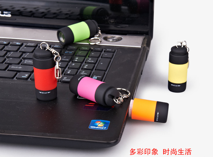 现货直批迷你手电筒USB充电led户外小钥匙扣灯便捷式塑料手电灯详情2