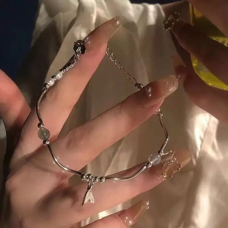 甜酷爱心锆石手链女生ins简约小众设计学生镂空心形手饰百搭礼物详情7