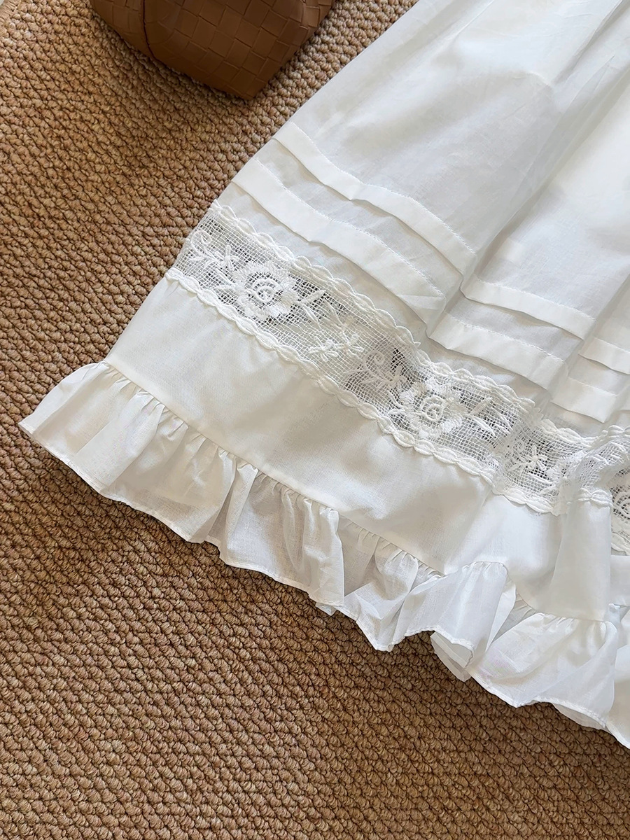 A white lace patchwork mid-length dress for women in Spring/Summer 2025, with a unique design sense and a fairy cake dress pic 12