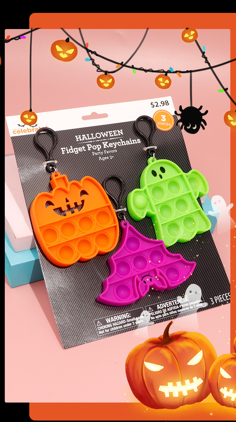 2023 New Halloween Rat-killing Pioneer Key Pendant, Pumpkin Lantern Ghost Keychain, Magic Haunted House Silicone Hanging pic 10