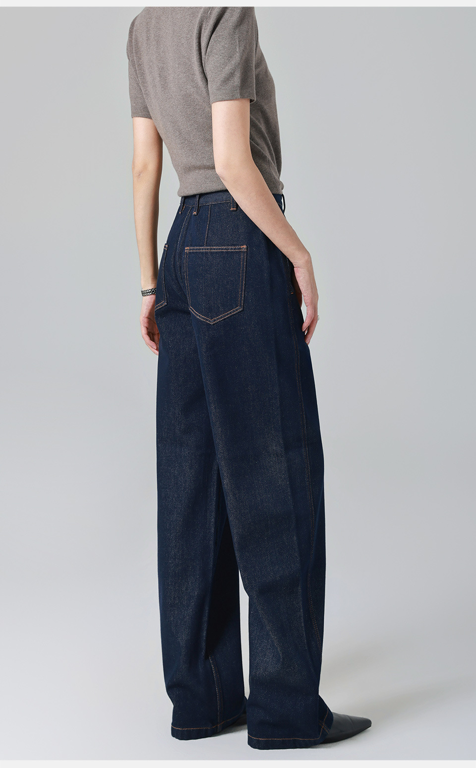Spring Denim/Slightly curved high-waisted jeans for women, loose and wide-leg, original color 2026 Spring new style, elegant and slimming pic 28