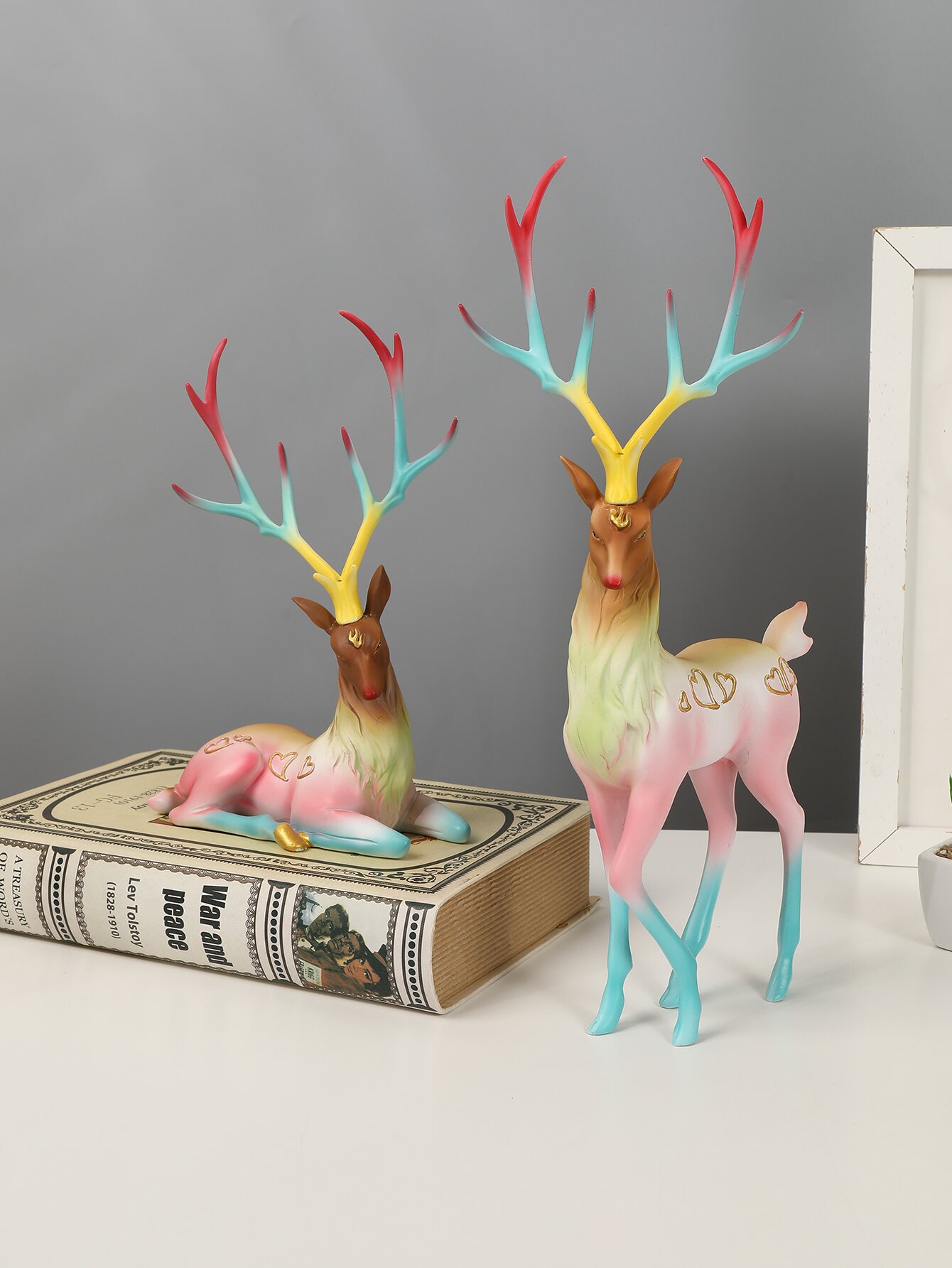 北欧简约高级小众彩色爱心一鹿有你鹿摆件玄关房间客厅落地饰品详情6