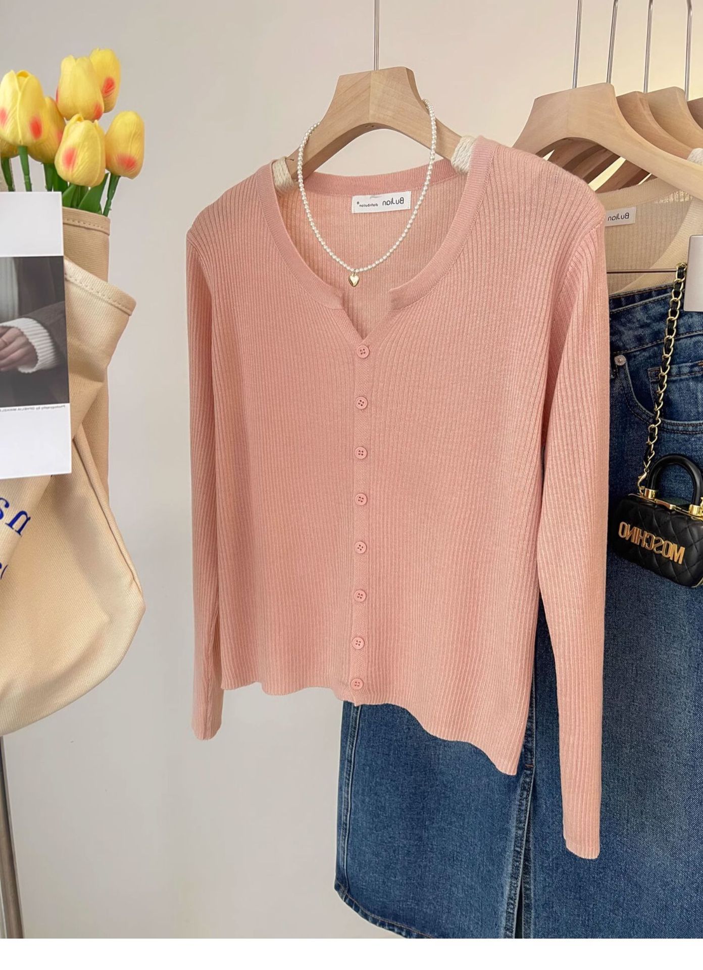 A short woolen cream-colored knitted coat for women, a long-sleeved cardigan for spring and autumn, and a chanel-style innerwear with a base layer pic 21