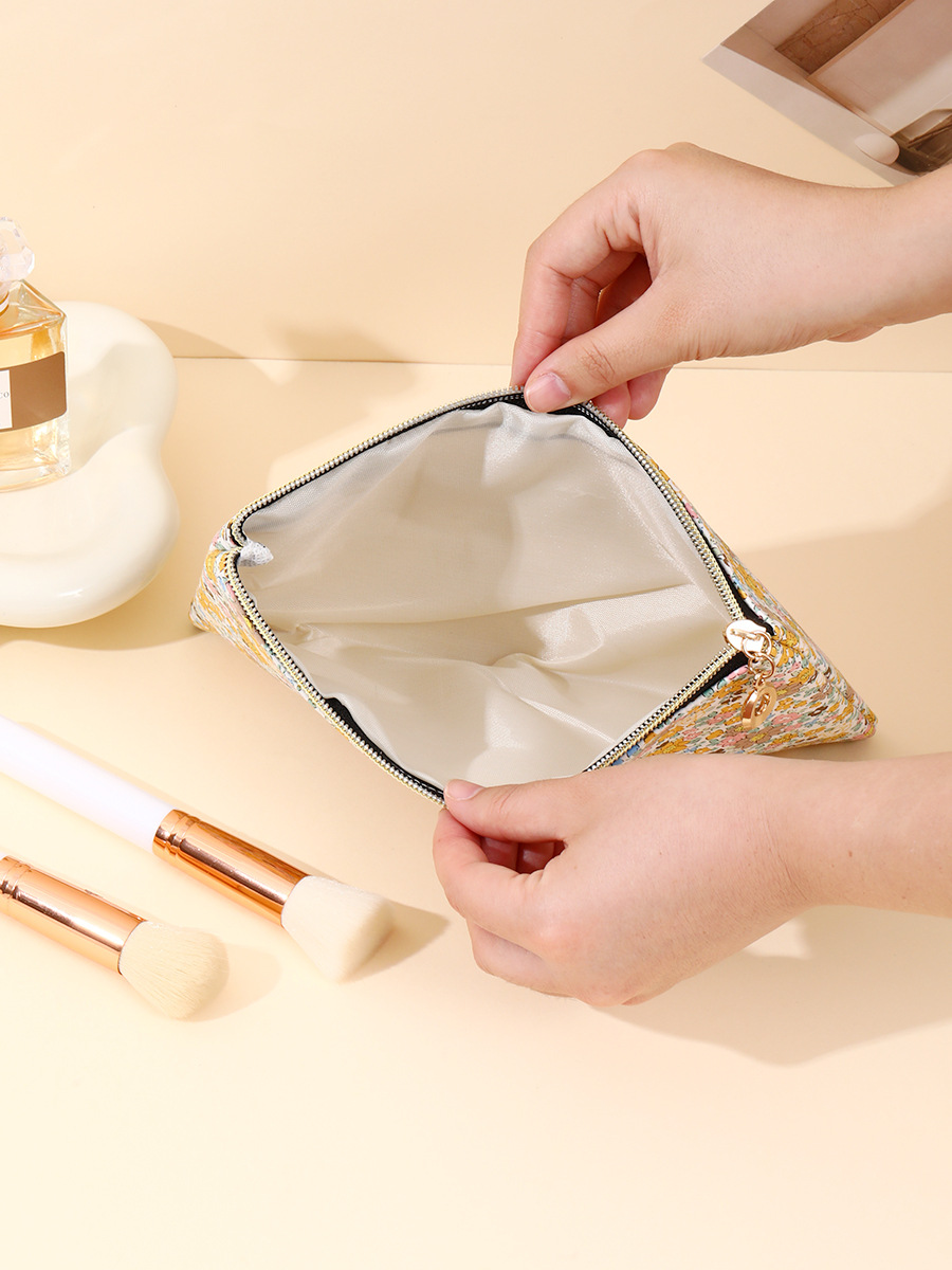 跨境新款女士碎花化妆包小清新花朵洗漱包便携拉链彩妆收纳包详情12