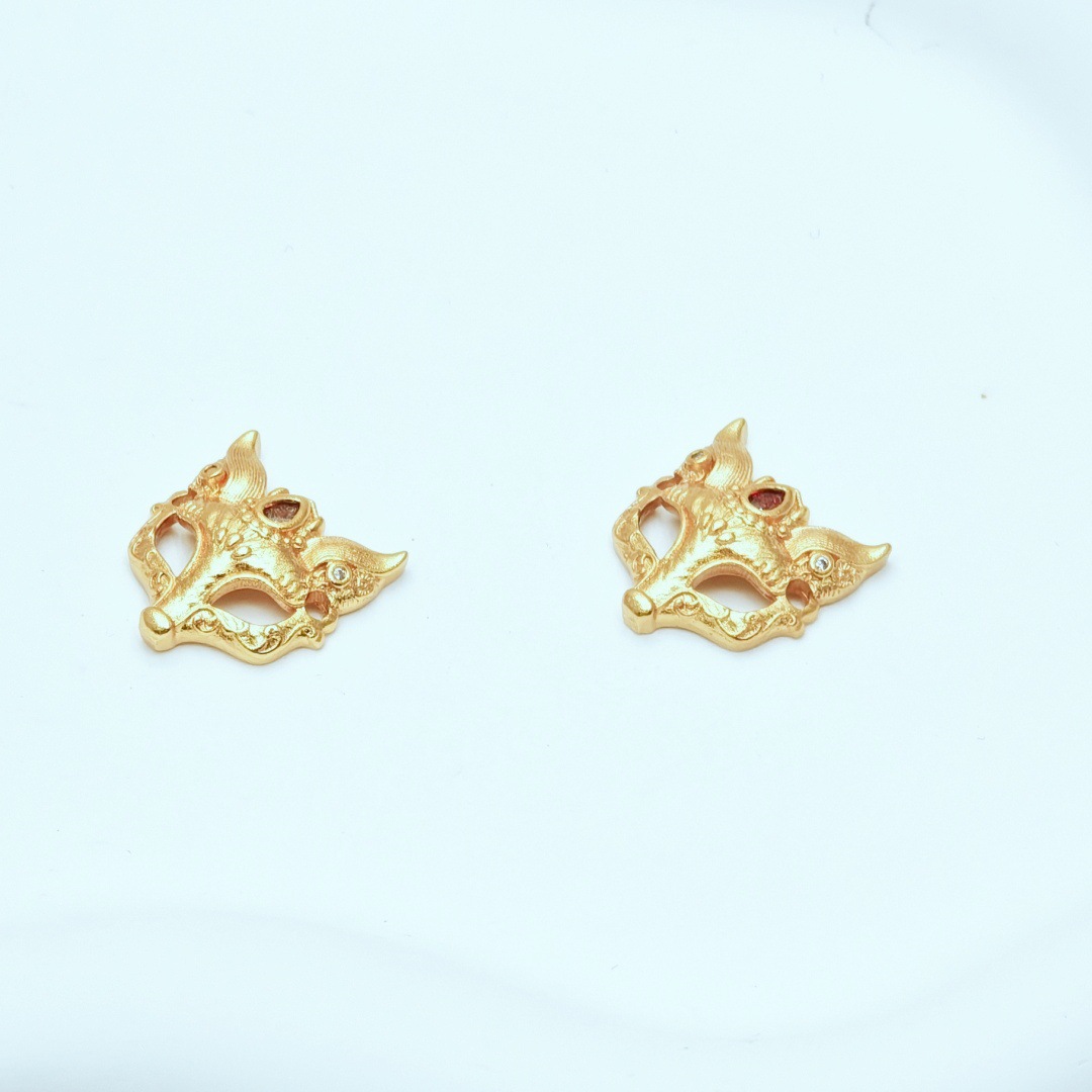 Ancient sand gold diamond-encrusted fox mask pendant, hollowed-out LAN Yan fox necklace bracelet pendant accessory, diy handcrafted accessory pic 5