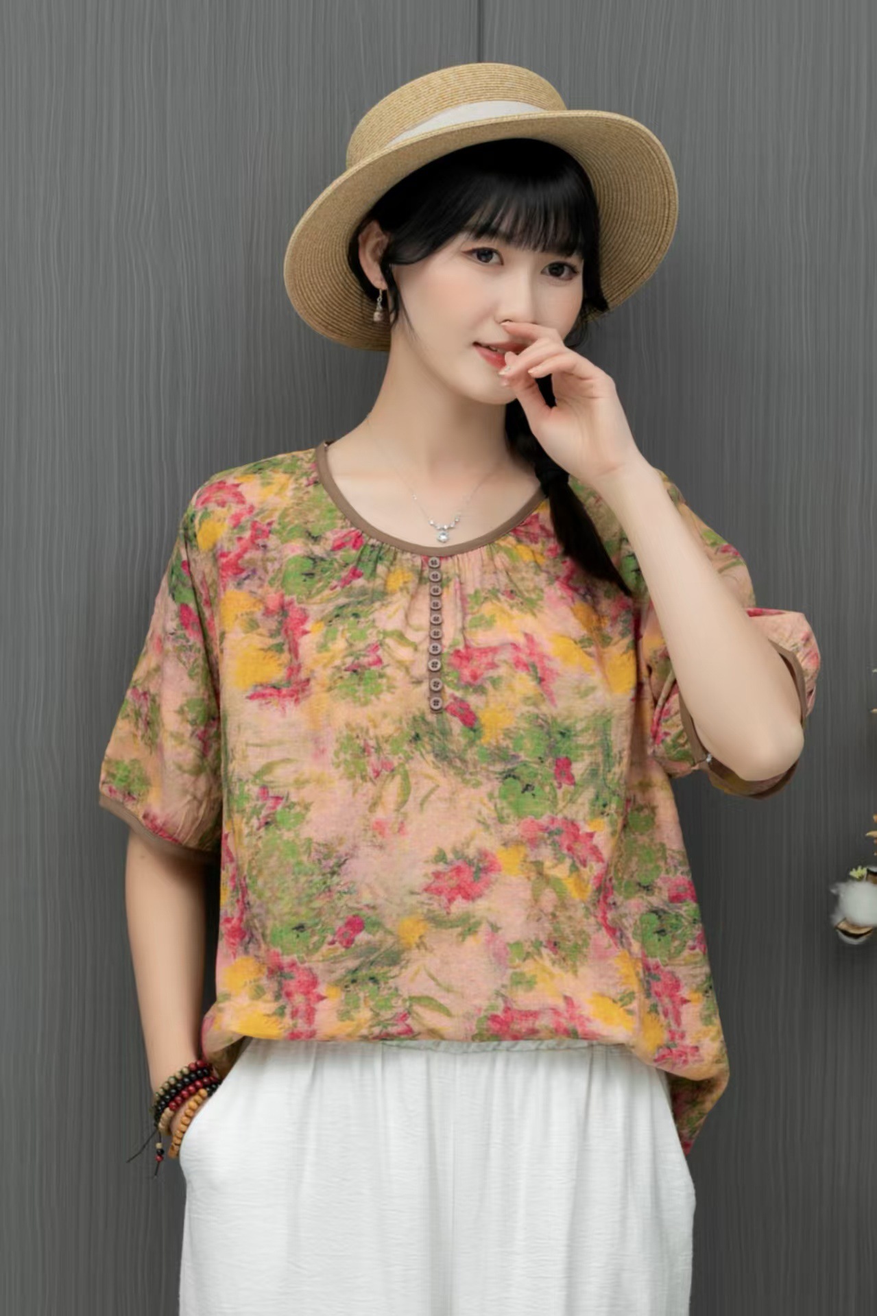 2025 Summer New Style artistic printed cotton and linen shirt, retro loose large size round-neck pullover, elegant T-shirt for women pic 30