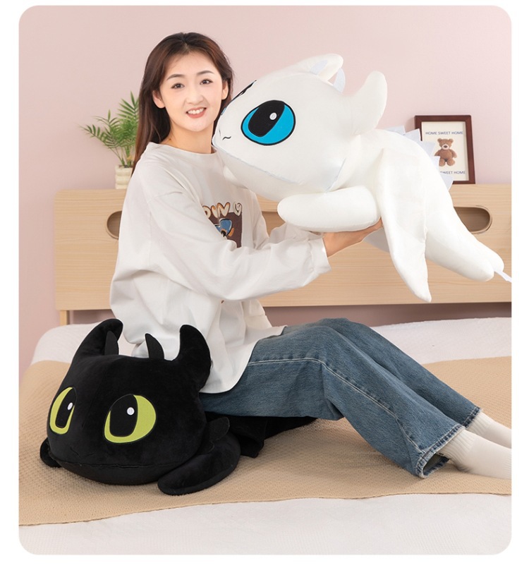 跨境玩偶新款卡通小飞龙潮玩公仔毛绒玩具趴款无牙仔公仔抱枕玩偶秀绒玩具批发详情10