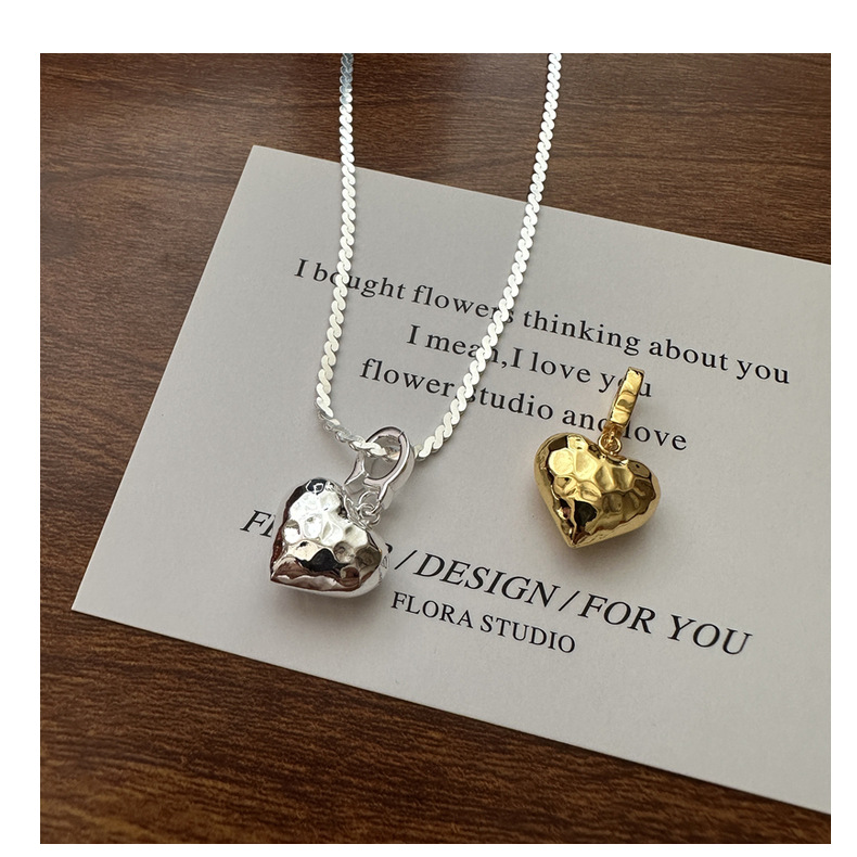 S925 sterling silver Korean version, a niche design sense, heart-shaped pendant with hollow craftsmanship, fashionable and simple basic side pendant pic 19