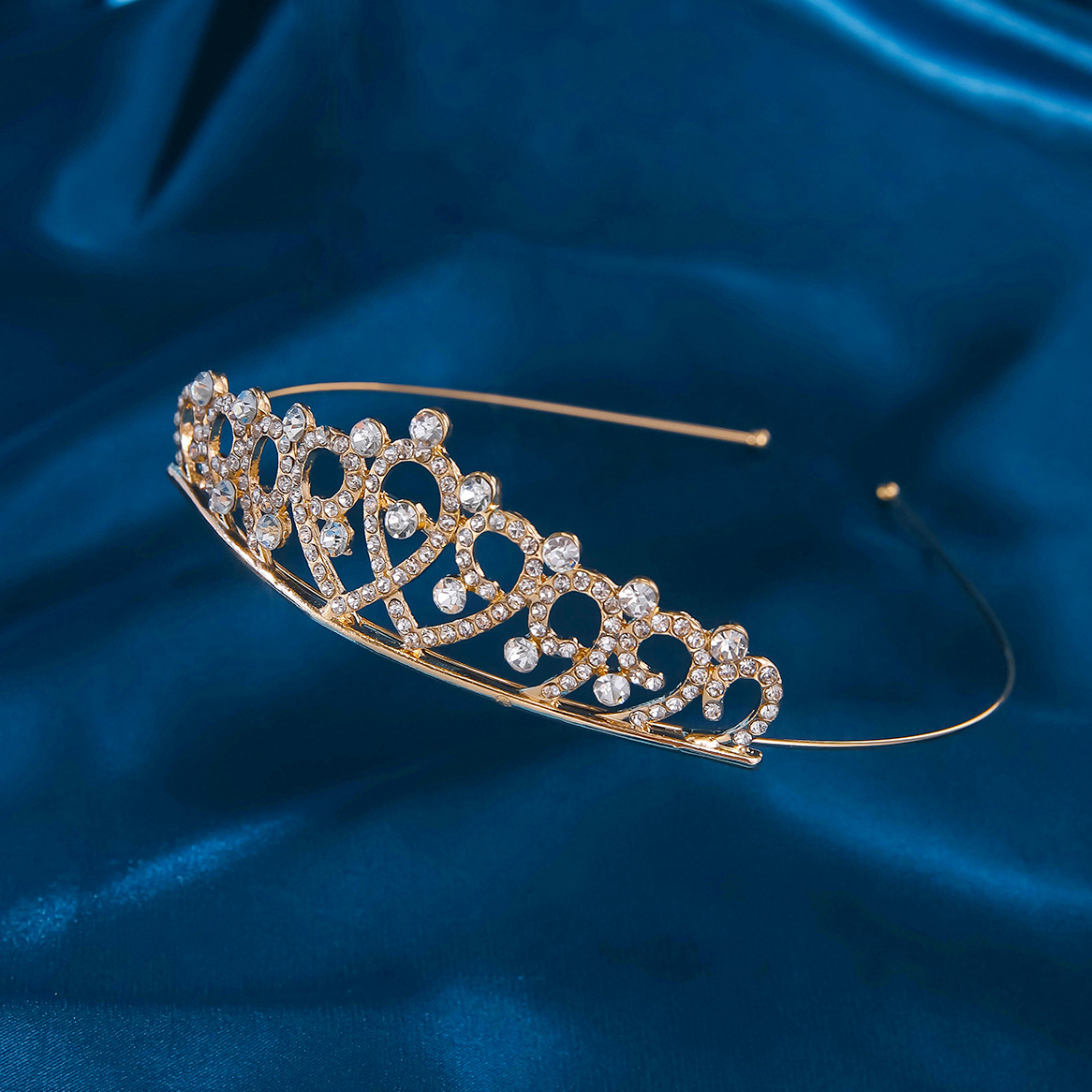 Factory direct sales of simple and elegant hair bands and headwear for brides, wedding accessories and ornaments, white rhinocones, princess hair ornaments and crowns pic 6