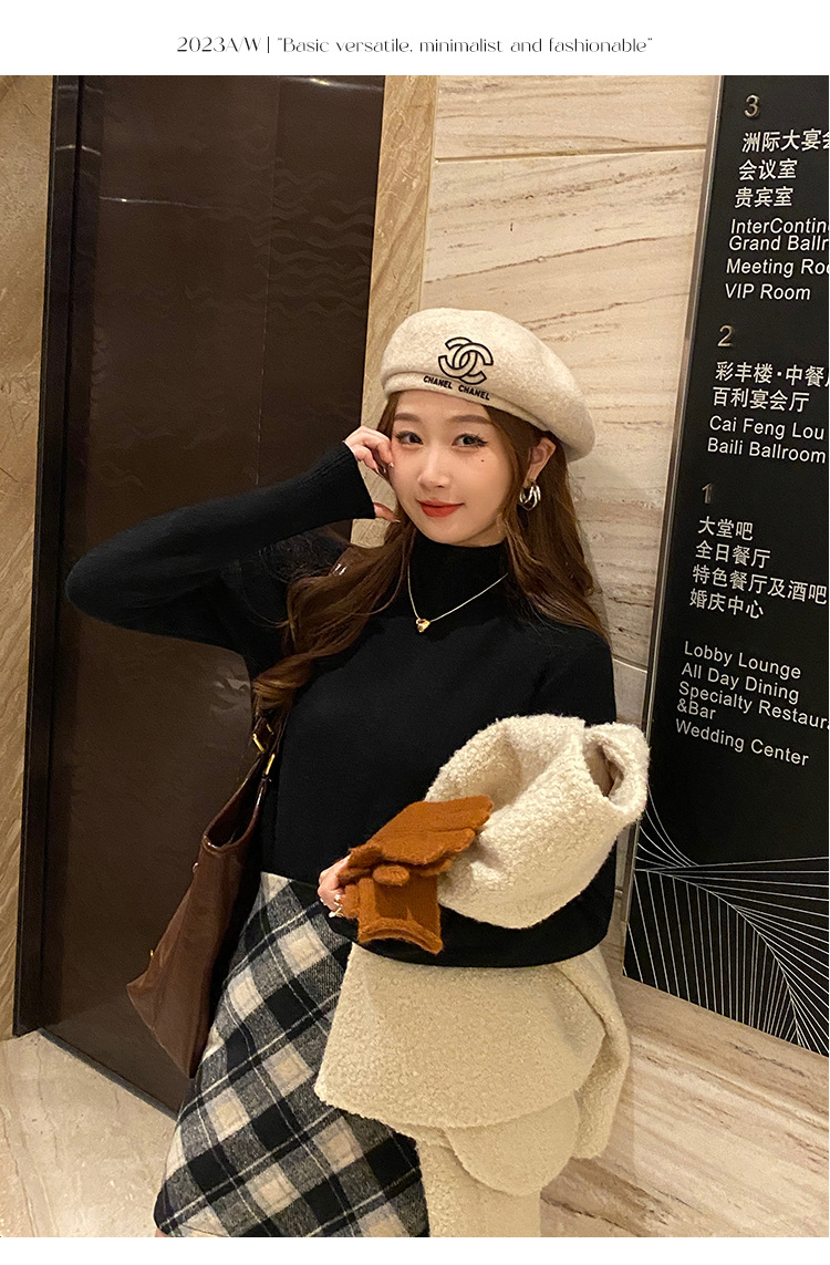 For women in winter, add a thick one-piece fleece jacket. For autumn and winter, pair it with a semi-high neck knitted base layer and a white warm top pic 38