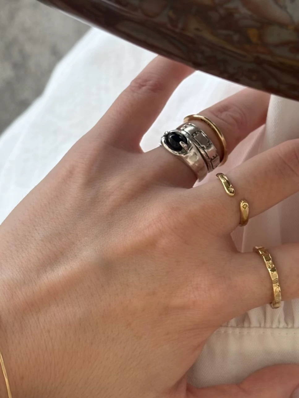 MA*家烧银红玛瑙戒指 冬季搭配简约复古做旧工艺镶嵌黑玛瑙戒指详情10