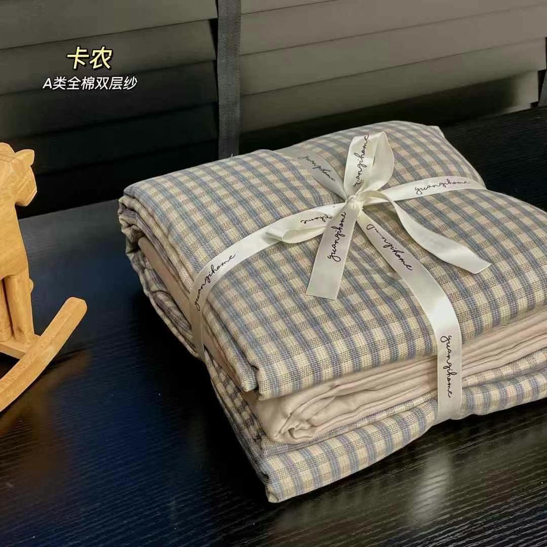 A set of three or four pieces with fresh small floral print double-layer yarn, pure cotton soft naked sleeping quilt cover and cartoon bedding pic 11