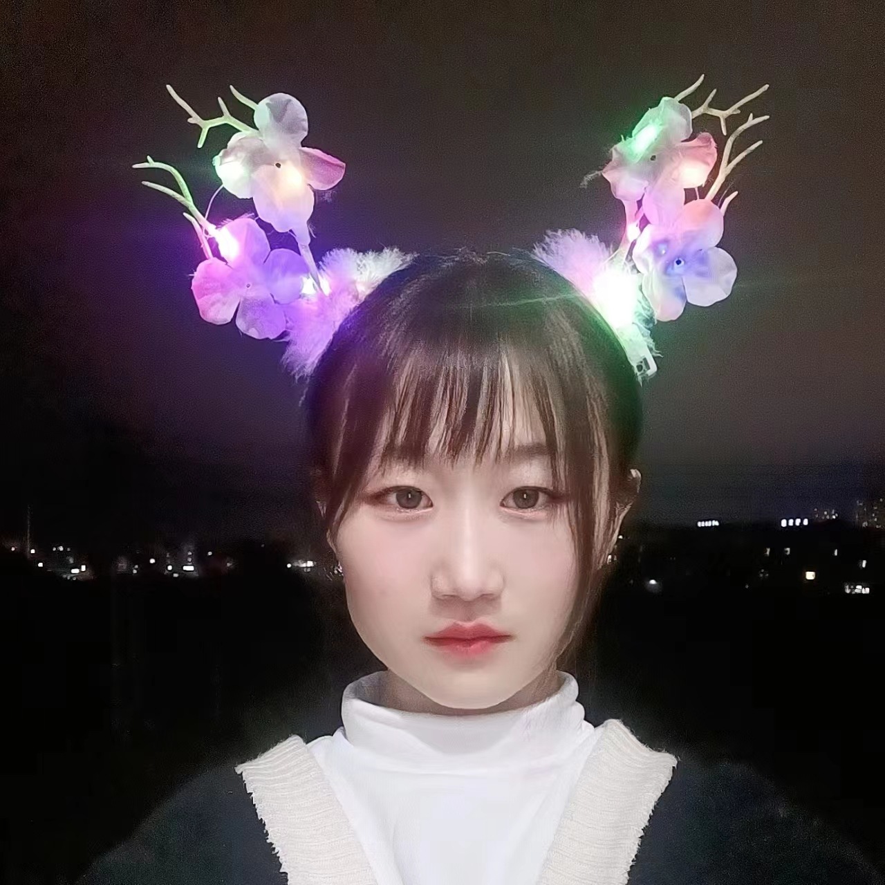 新款发光大鹿角发箍梅花羽毛麋鹿发饰圣诞节花仙子拍照装扮头饰详情1