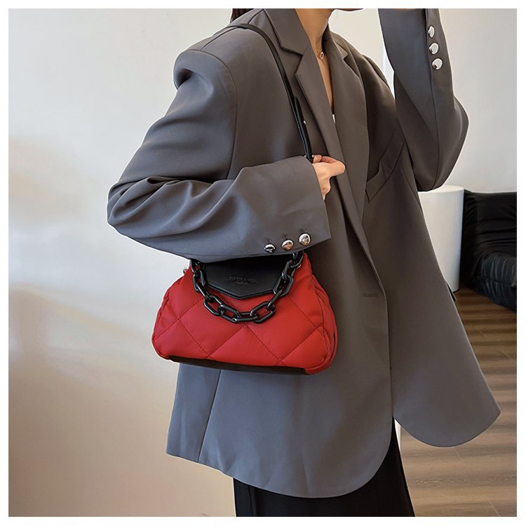 包包女2024新款菱格绣线拼接链条饺子包洋气潮流单肩斜挎手提包包详情11