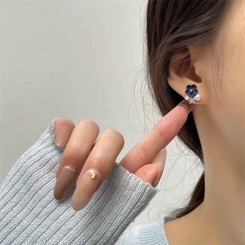 S925银针哑光宝蓝色小花镶钻珍珠复古超仙小巧精美温柔显白耳钉详情7