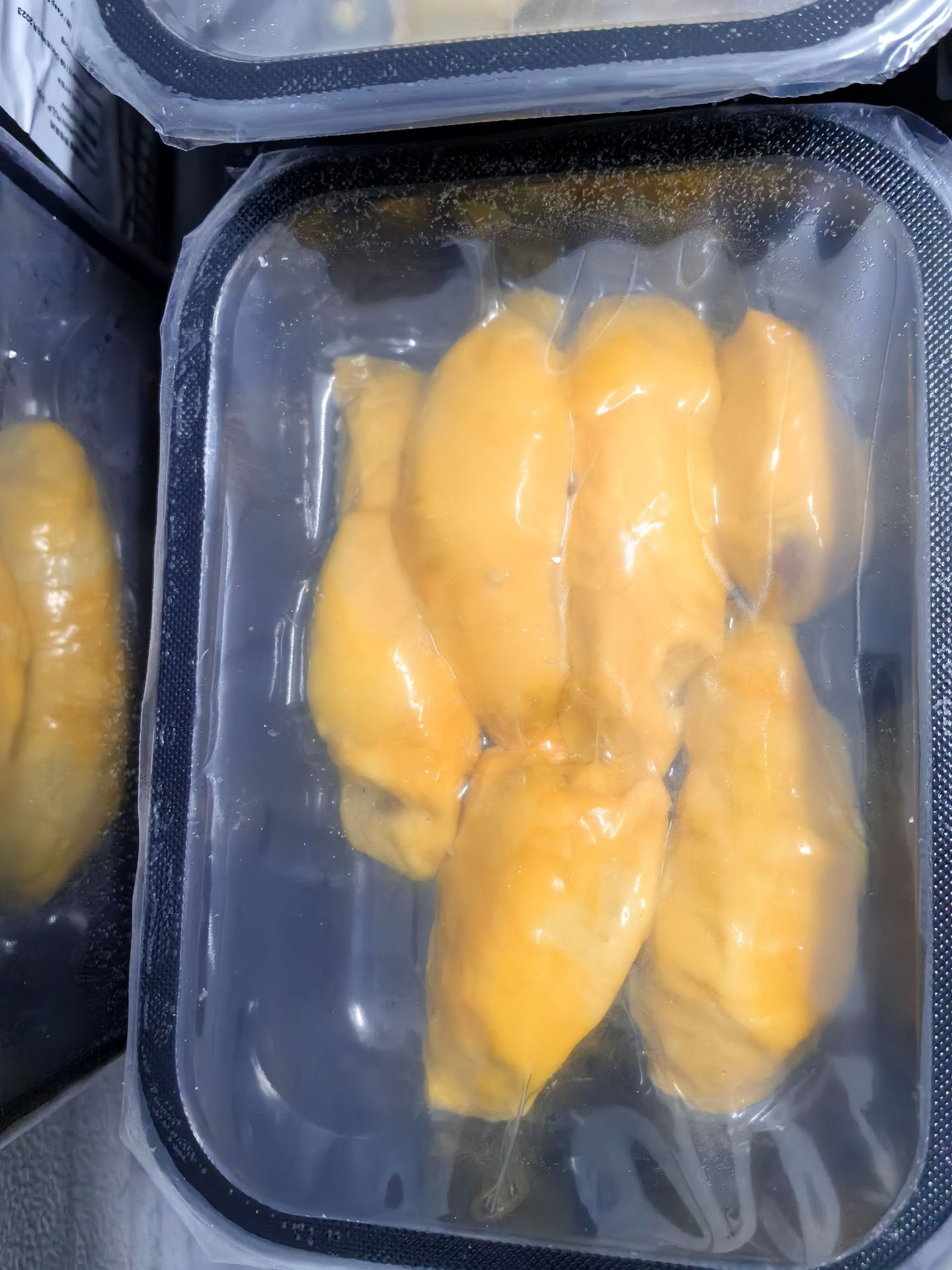 Premium Malaysian d197 Musang King durian pulp, original seasonal, 400g net weight, frozen and fresh-locked in box pic 3
