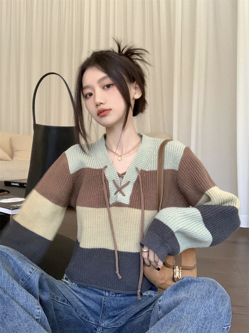 条纹撞色系带针织毛衣女2025春秋新款设计感翻领复古辣妹长袖上衣详情10