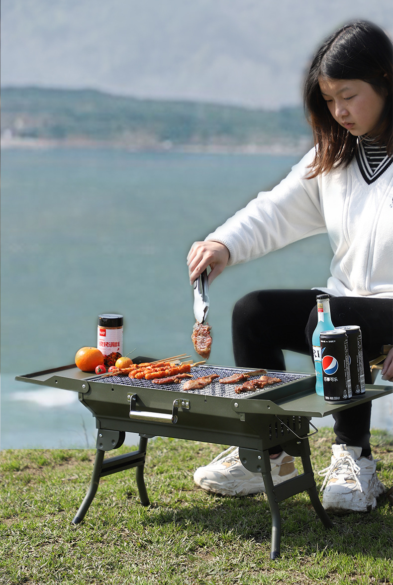 户外野营必备大号BBQ烧烤炉 便携式折叠烧烤架 木炭烧烤箱 批发优惠 烧烤炉一体机详情13