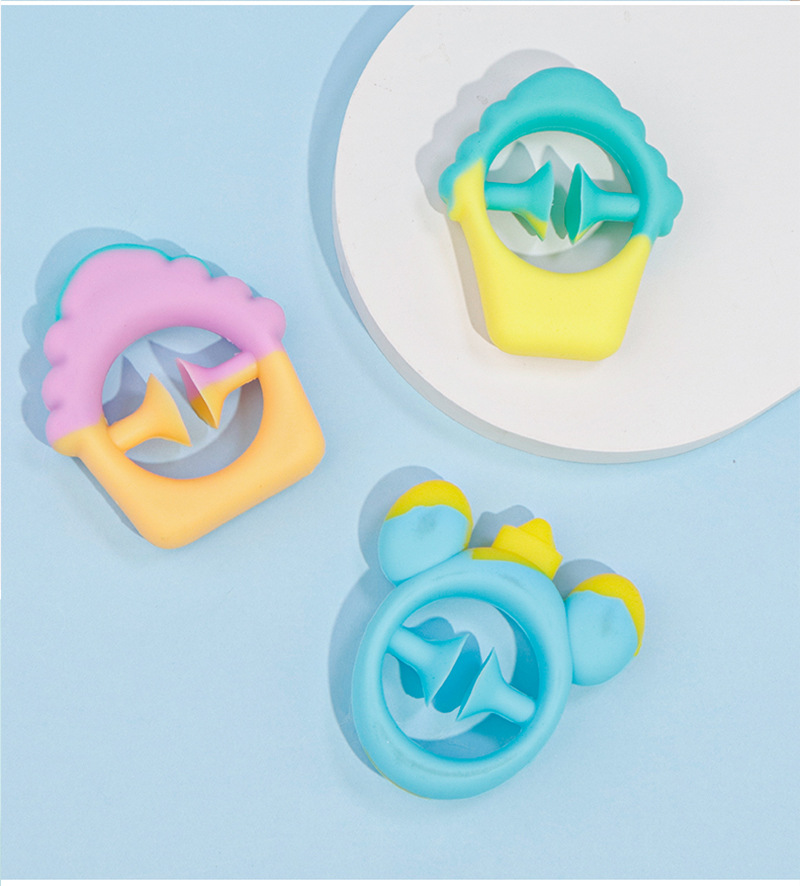 跨境新款硅胶吸盘握力器手指按压康复健身器材儿童解压拉力训练器小摆件详情12