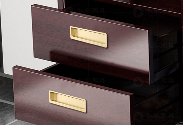 The black invisible handle of the tatami is embedded with the drawer handles of the cabinets and wardrobes. The sliding door is equipped with a golden concealed embedded handle pic 21