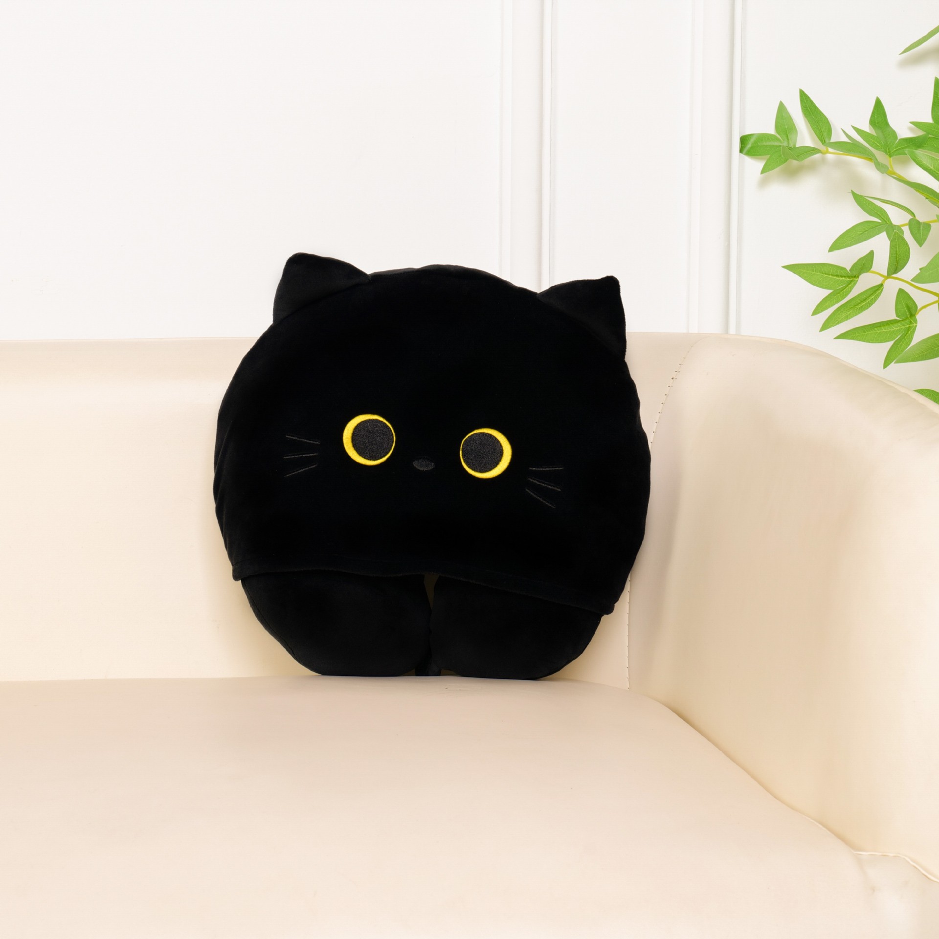 The popular black cat U-shaped pillow car headrest is black and cute. The cute cat question mark pillow eye mask bag is highly recommended on Xiaohongshu pic 9