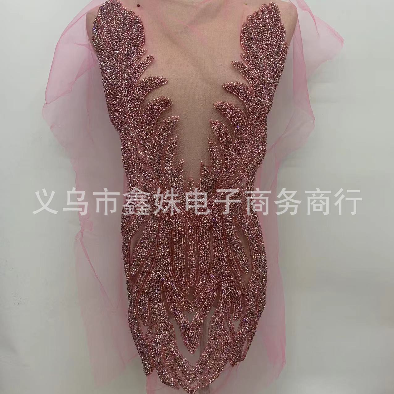 做工细腻的奢华重工水钻贴花婚纱礼服装辅料详情10