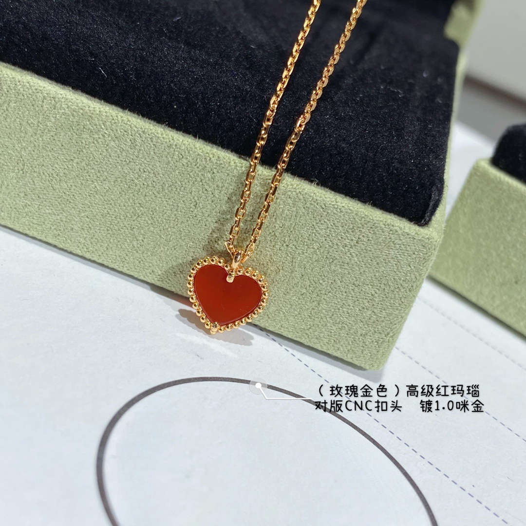 高版本v金四叶草红玉髓爱心项链镀18K玫瑰金心形吊坠手链耳钉详情8