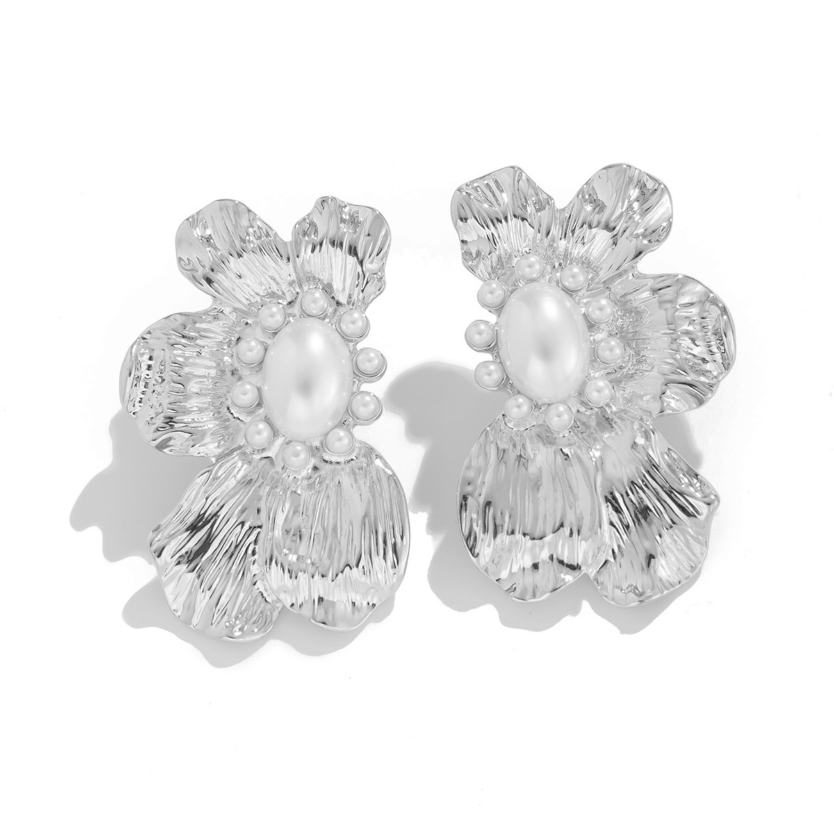 European and American cross-border accessories retro cold style leaf stud earrings fashionable design sense metal flower earrings earrings pic 23