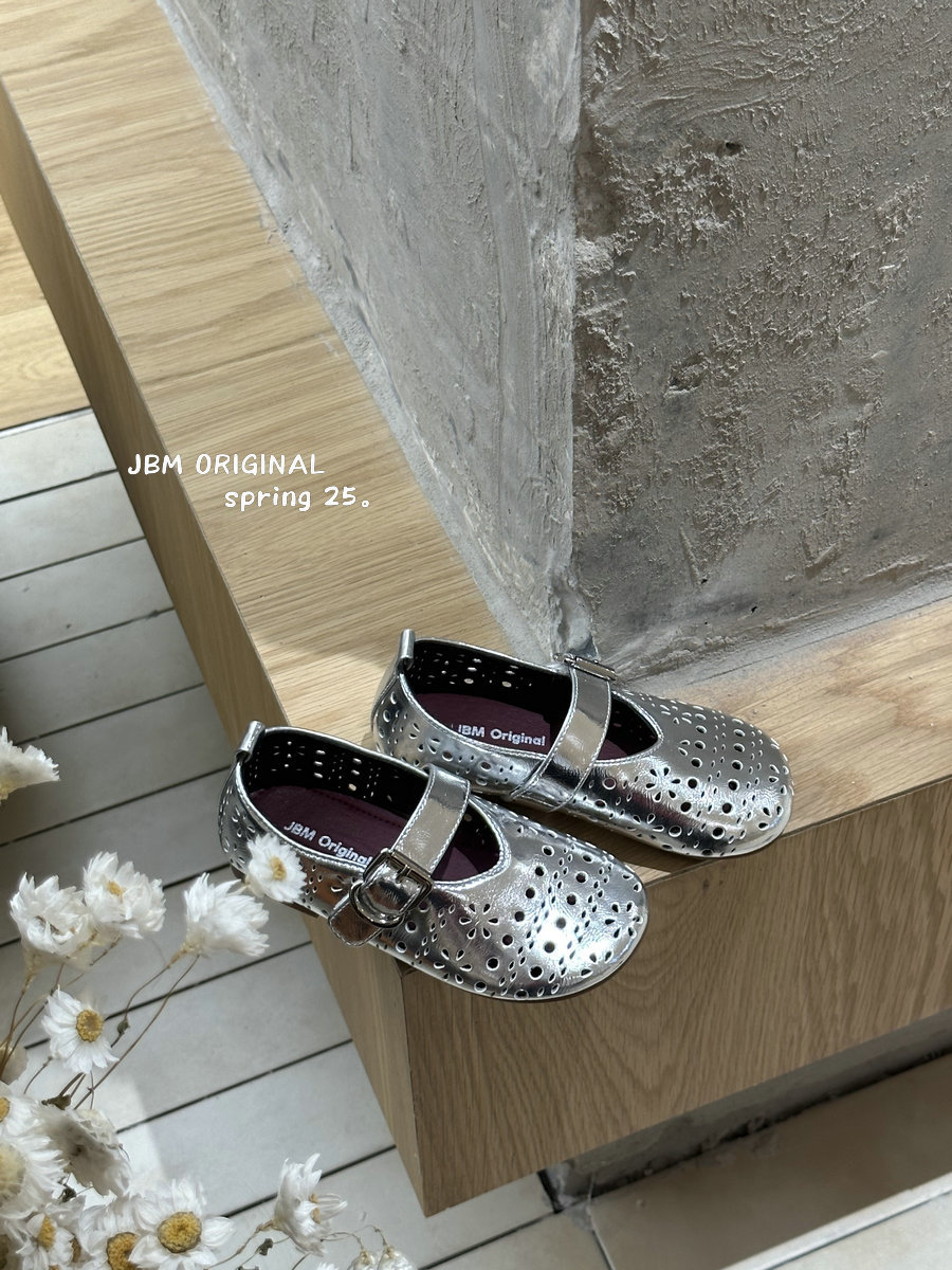女童镂空韩版小皮鞋JBM春夏季新款银色公主鞋软底女孩玛丽珍鞋子详情8
