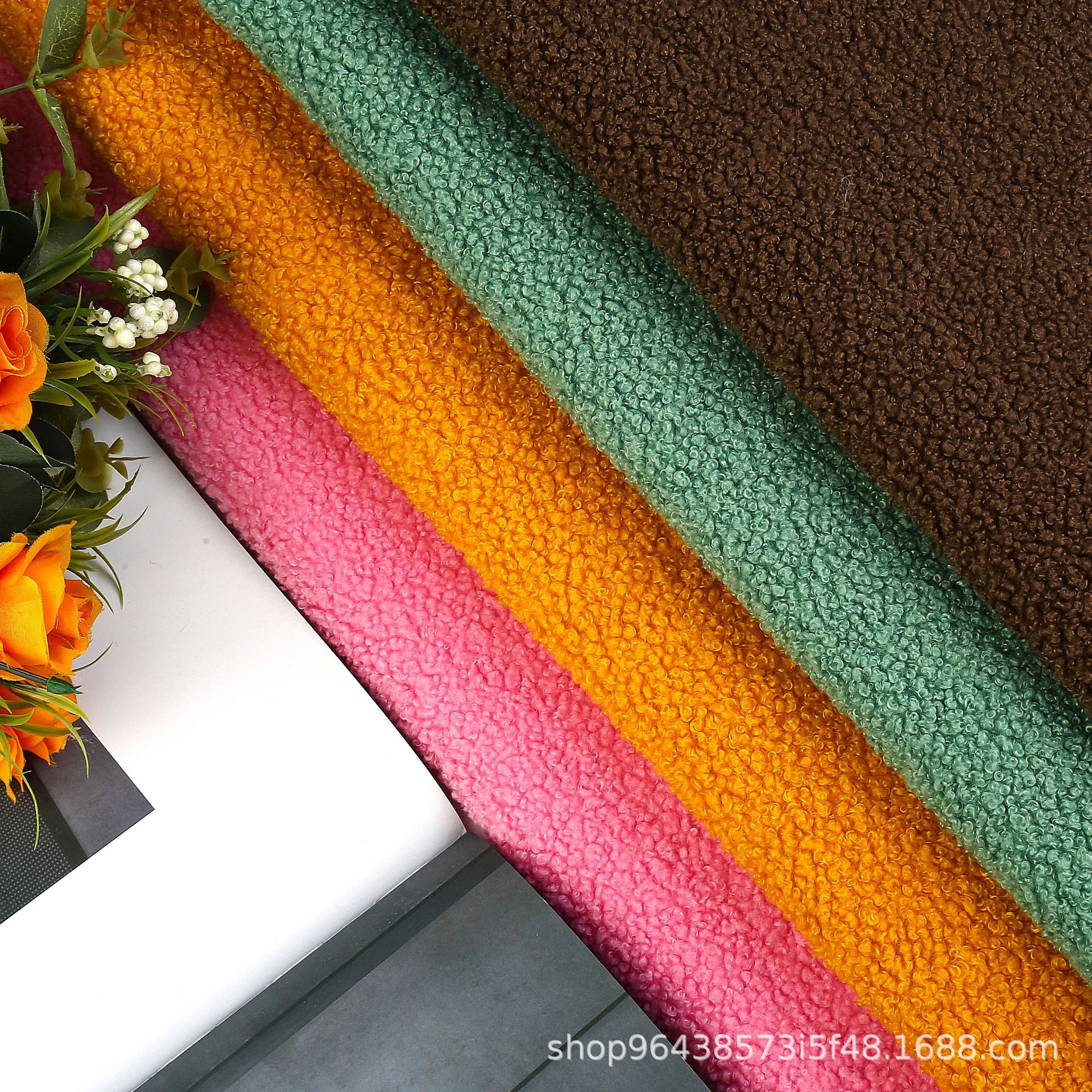 泰迪绒布料500g涤纶小颗粒毛绒手套沙发坐垫外套家纺地毯地垫家用地垫详情6