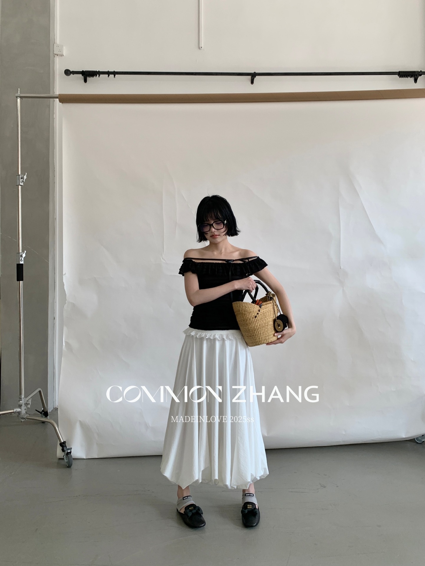 CZ ZHANG Summer French lace one-shoulder off-the-shoulder, contrasting color striped waist-cinching slim shirt B23795 pic 19