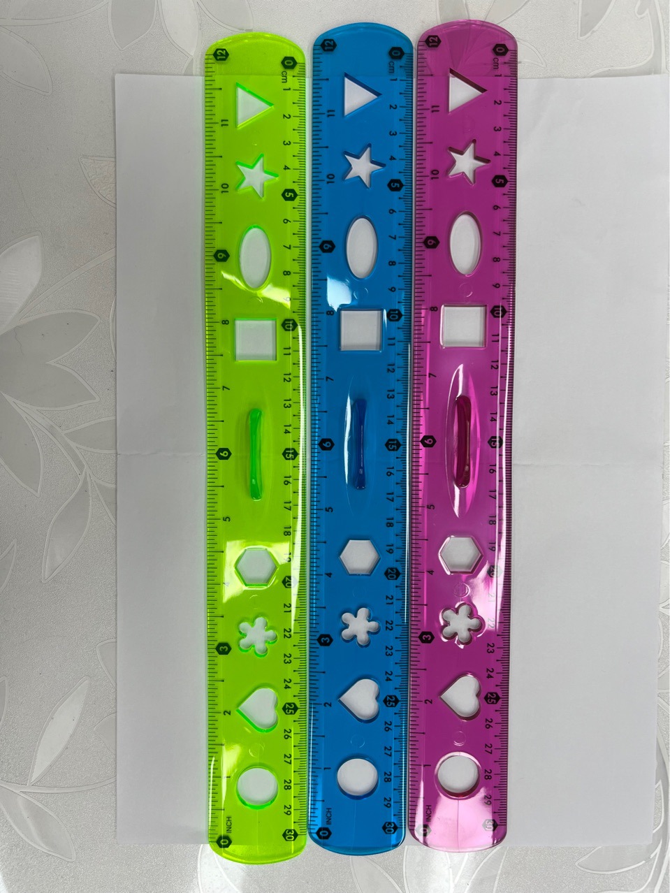 Nueva regla flexible de PVC fácil de tomar la mano 30cm pic 2
