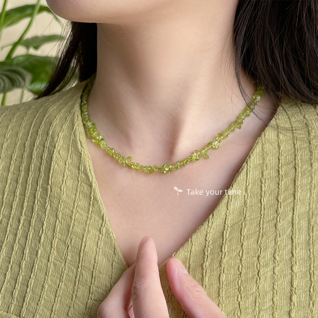 Spring and summer forest-themed peridot crystal necklace collarbone chain, fresh and sweet, natural stone necklace in shape, factory accessory pic 6