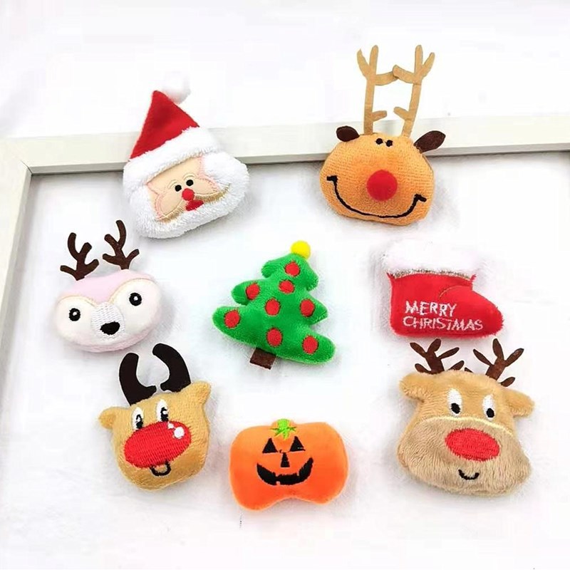 Christmas plush cartoon dolls, Santa Claus, reindeer brooches, socks, bags, accessories and accessories for foreign trade pic 6