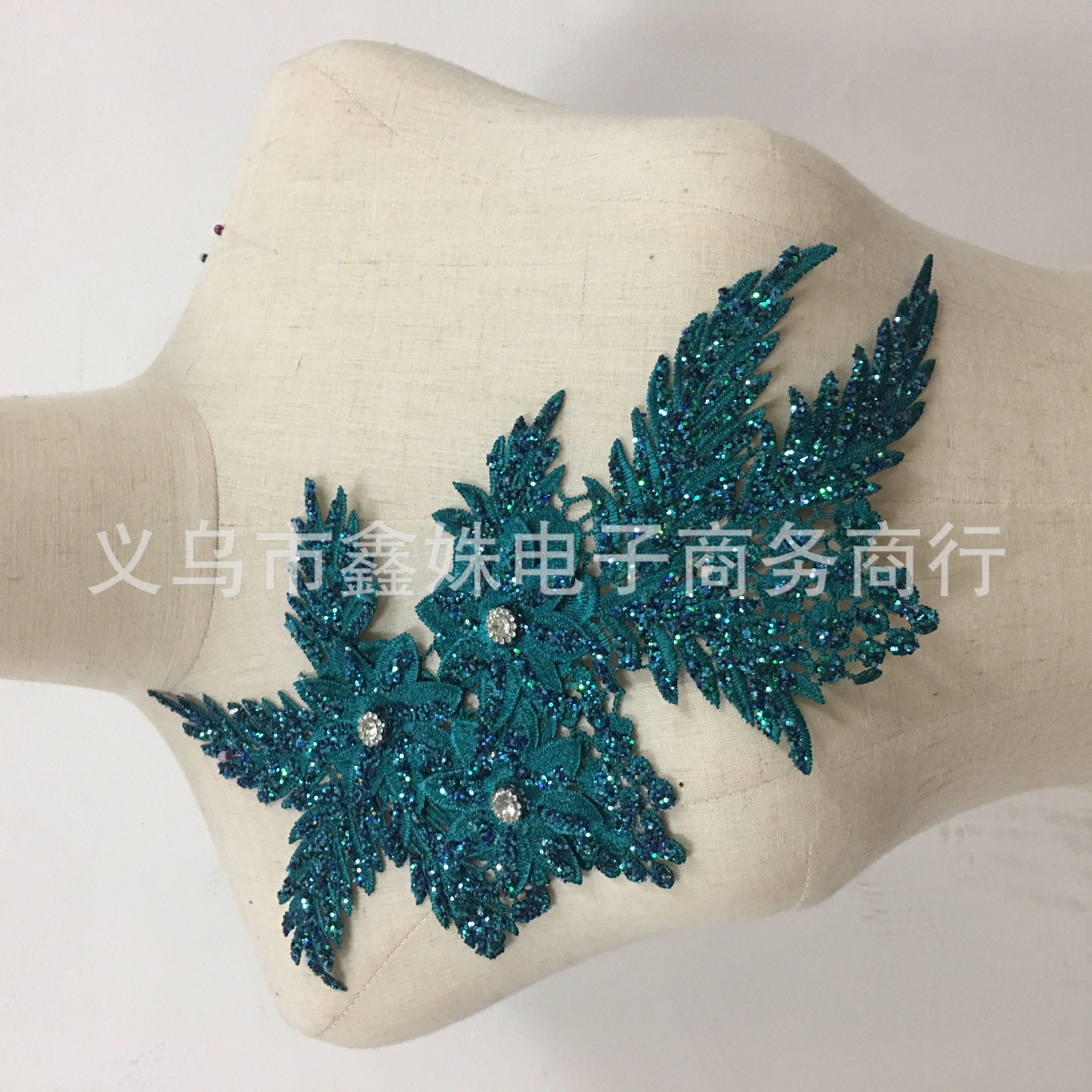 金线水溶女装领花花个 外贸蕾丝花边 婚纱礼服肚皮舞贴花辅料详情11