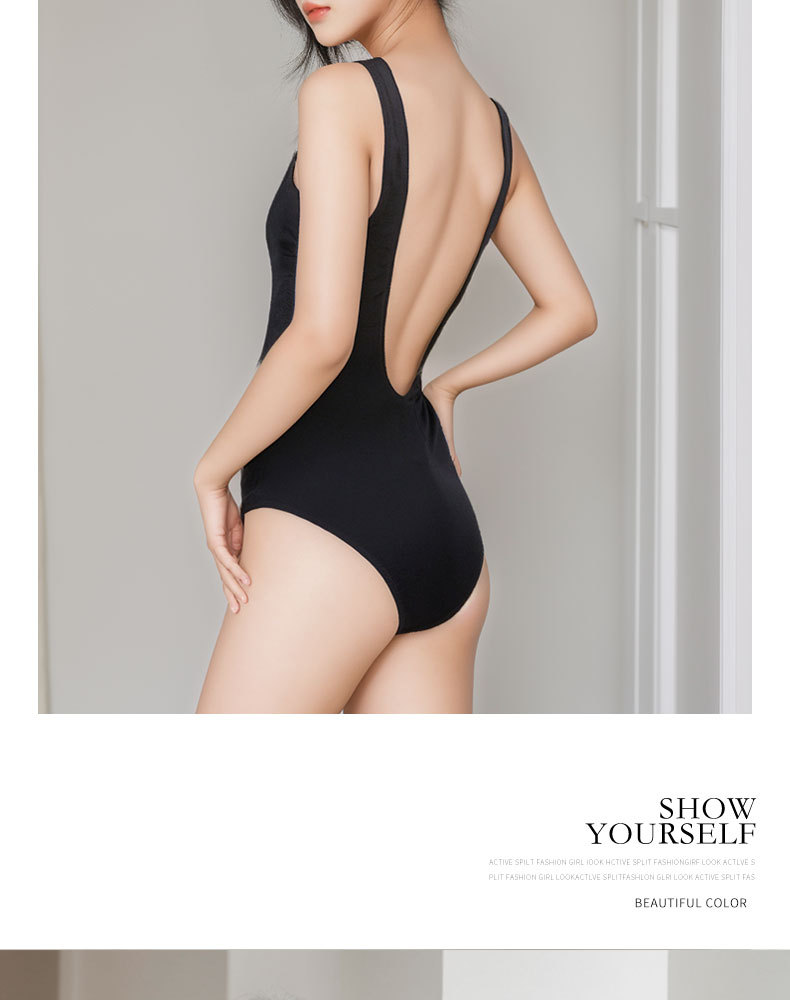 The 2025 new one-piece swimsuit hides the flesh and makes one look slimmer. The chest gathers a sense of sophistication. Backless one-piece triangular swimsuit for women -125127 pic 9