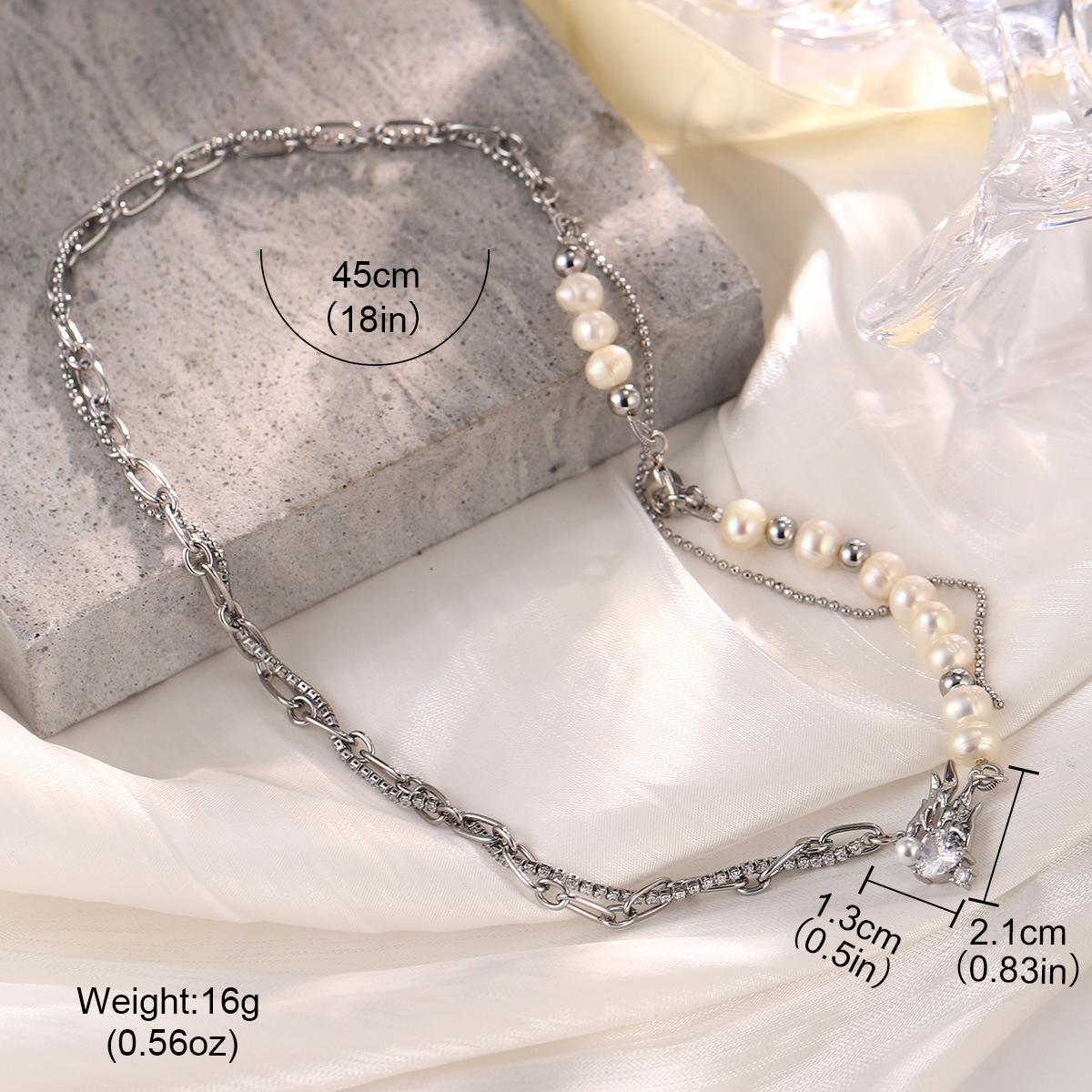 The new heart-shaped bow collarbone chain is a niche retro necklace that is versatile for summer, exuding a sense of high-end luxury and a light fragrance style pic 48