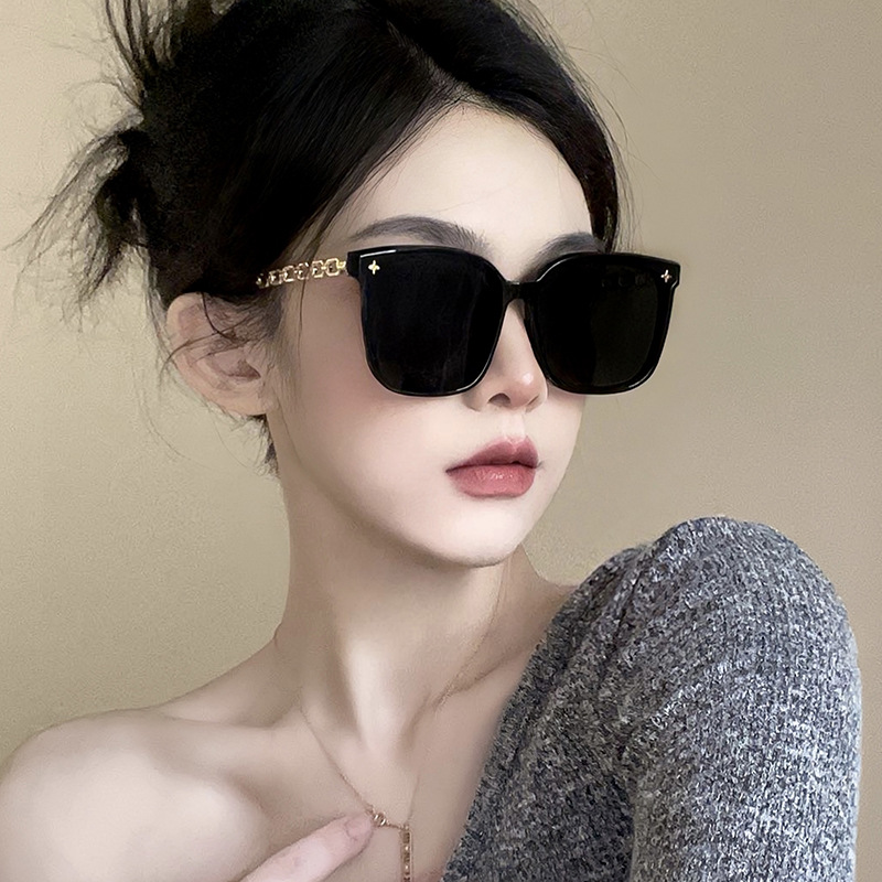 2022 New style sunglasses for women, high-end Instagram-popular sun protection sunglasses, large frame round face slimming glasses for men pic 2